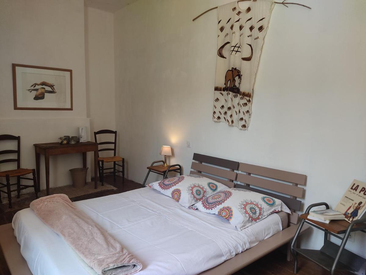 La Bonheurie - Chambres D'Hotes Moissac Exteriör bild